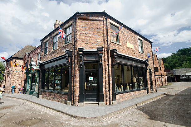 Divestiture Advisory Services