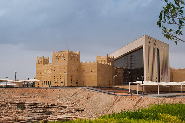 payroll management outsourcing services